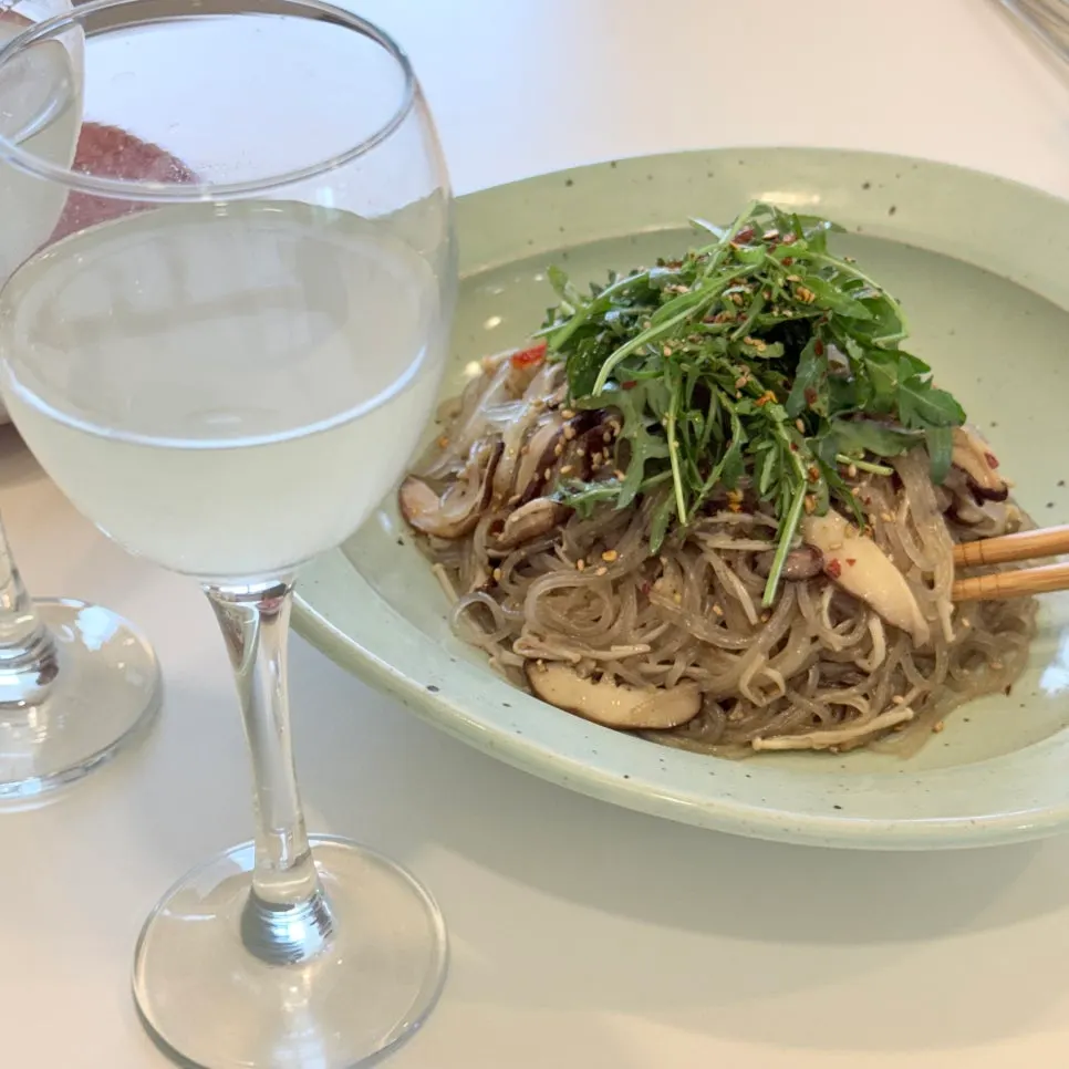 3-year aged fermented vinegar and Yangpyeong mushroom japchae