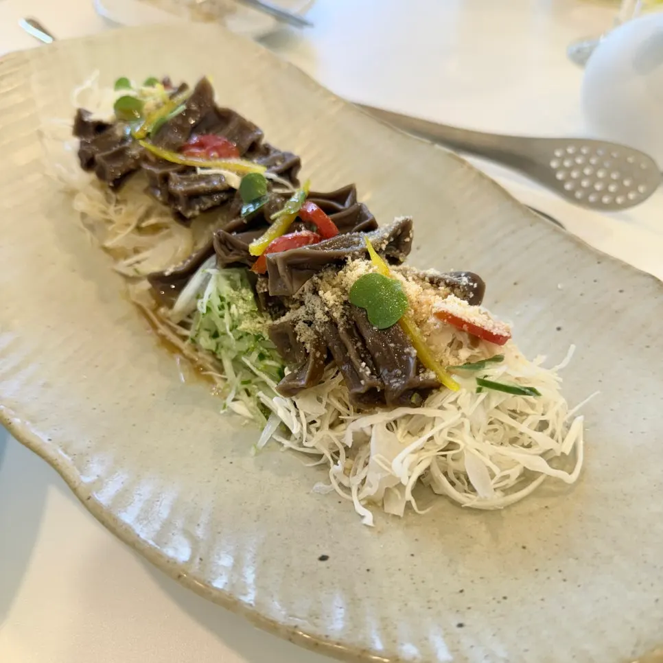 Chewy acorn jelly with mustard sauce at Ochan Hoedong