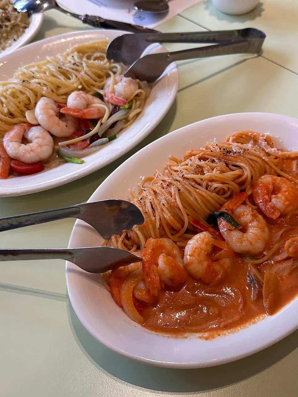 Shrimp anchovy oil pasta with shrimp