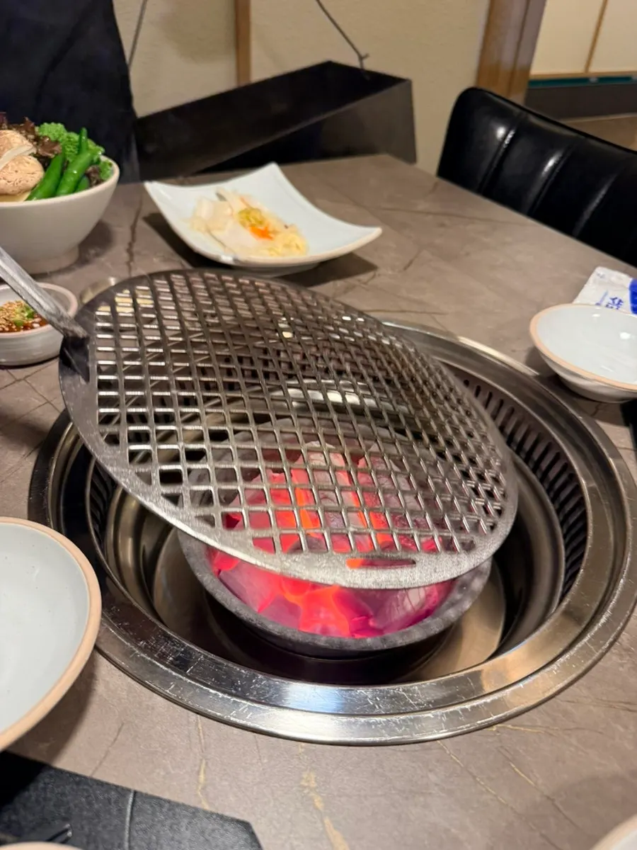Korean beef yukhoe dipped in salt