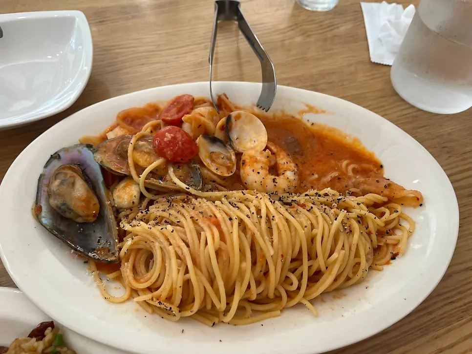 A plate of carbonara