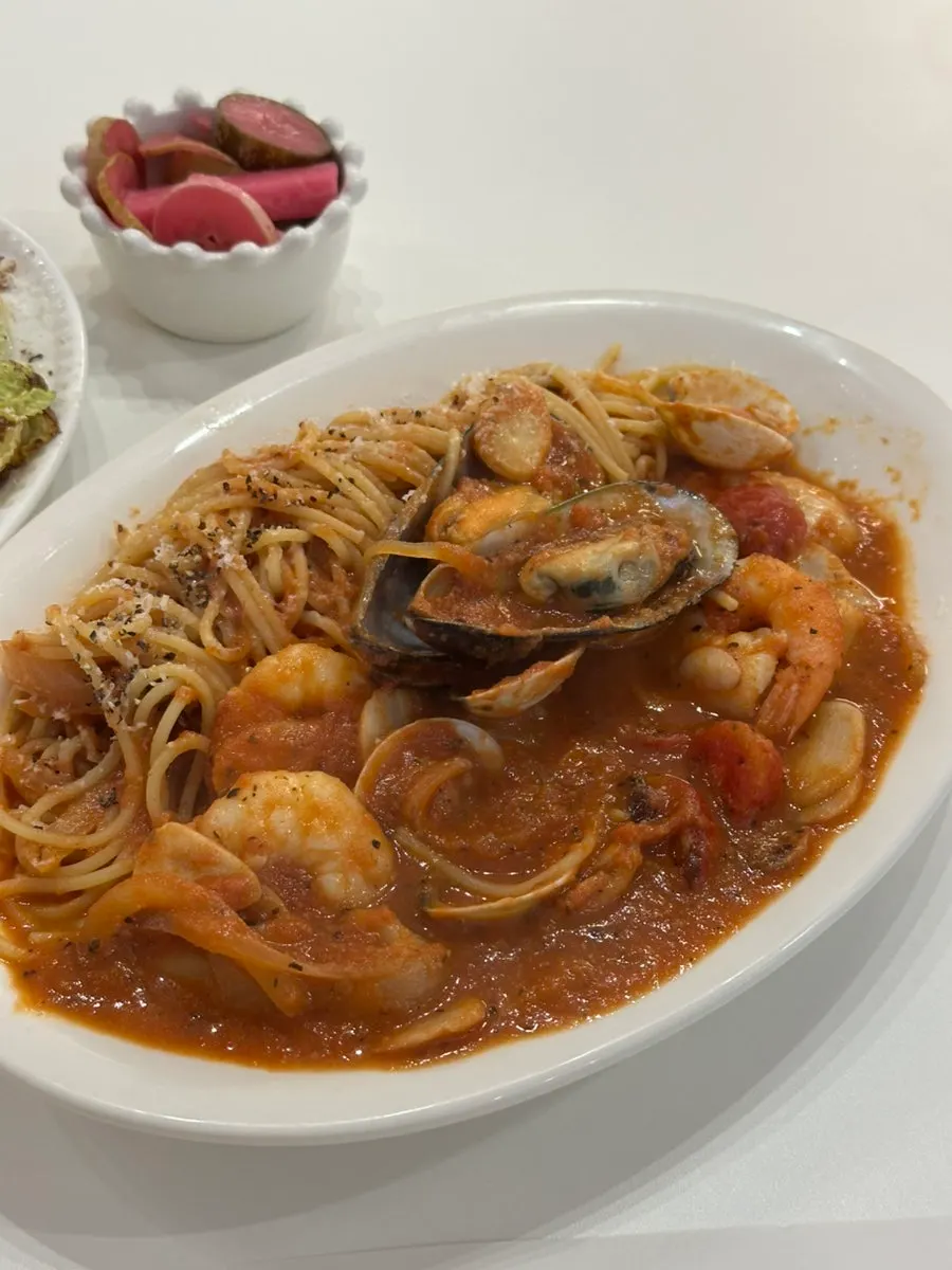 Seafood tomato pasta with mussels and shrimp