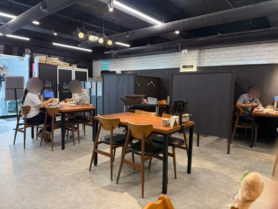 오후 1시 시로쿠마 매장 내부