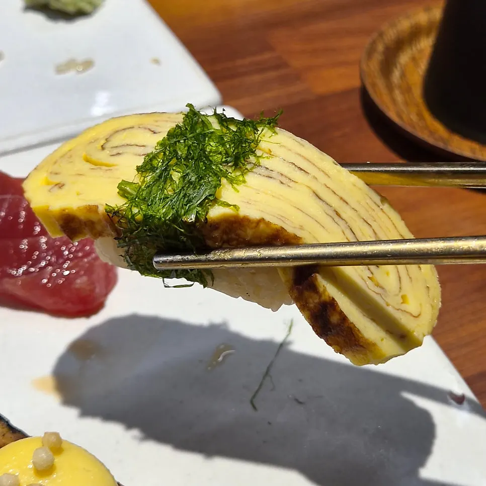 Tender beef sushi