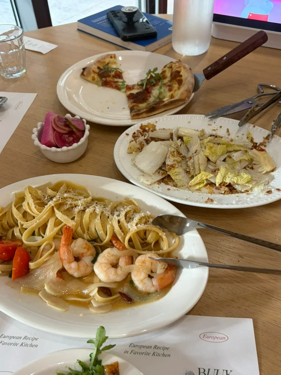 Shrimp anchovy oil pasta