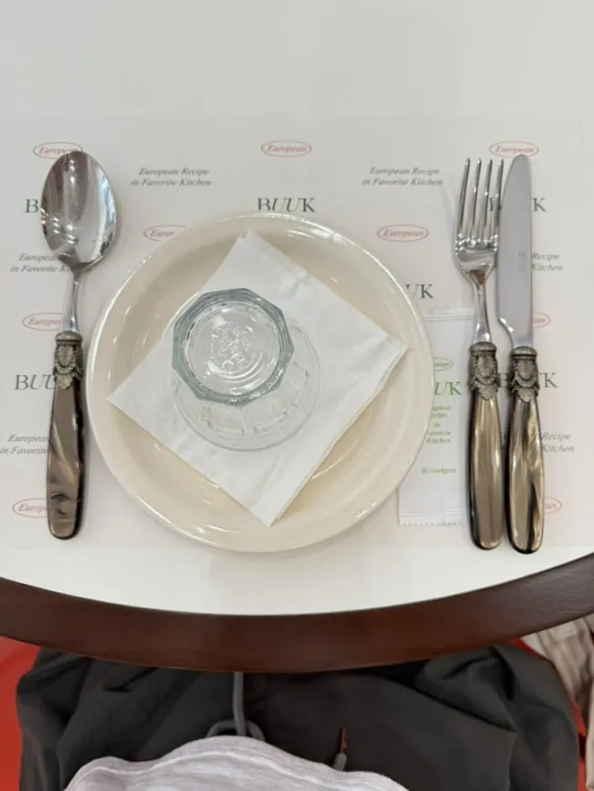 Set Western-style tableware