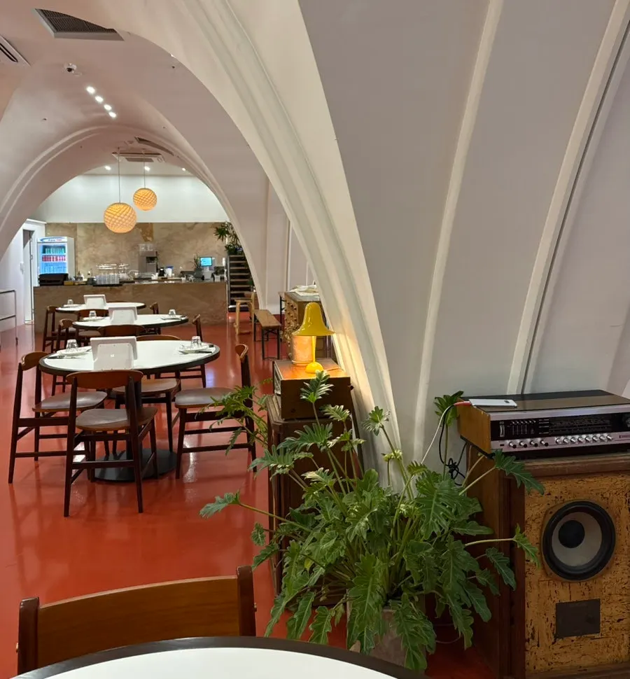 Interior inspired by a Swedish art museum
