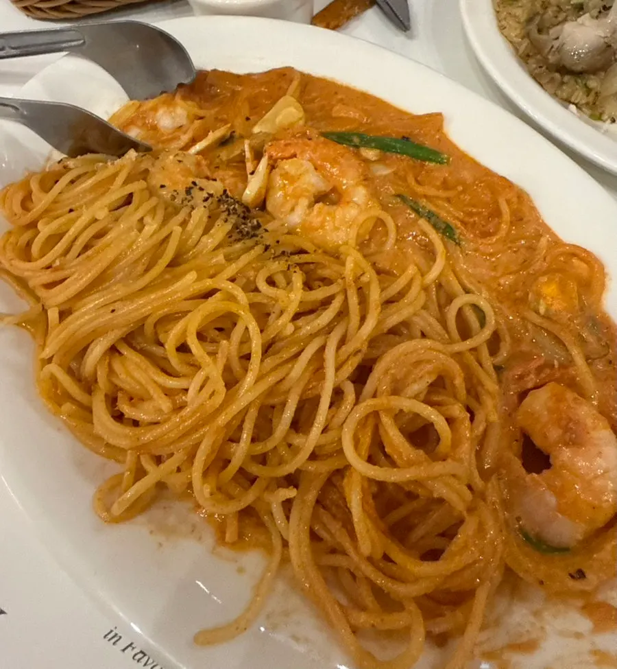 Rosé pasta with plump shrimp