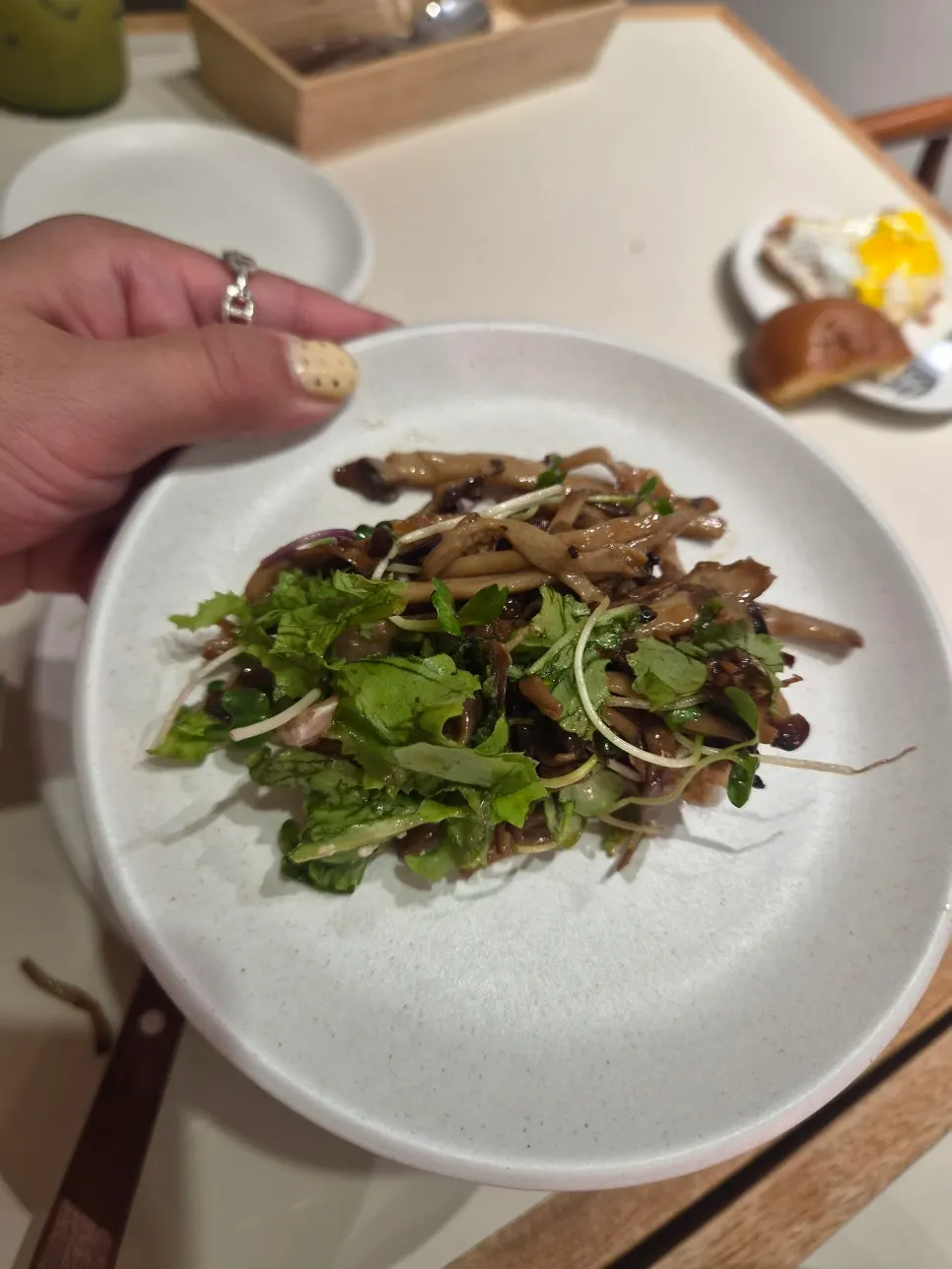 Grilled mushroom toast topped with mushrooms
