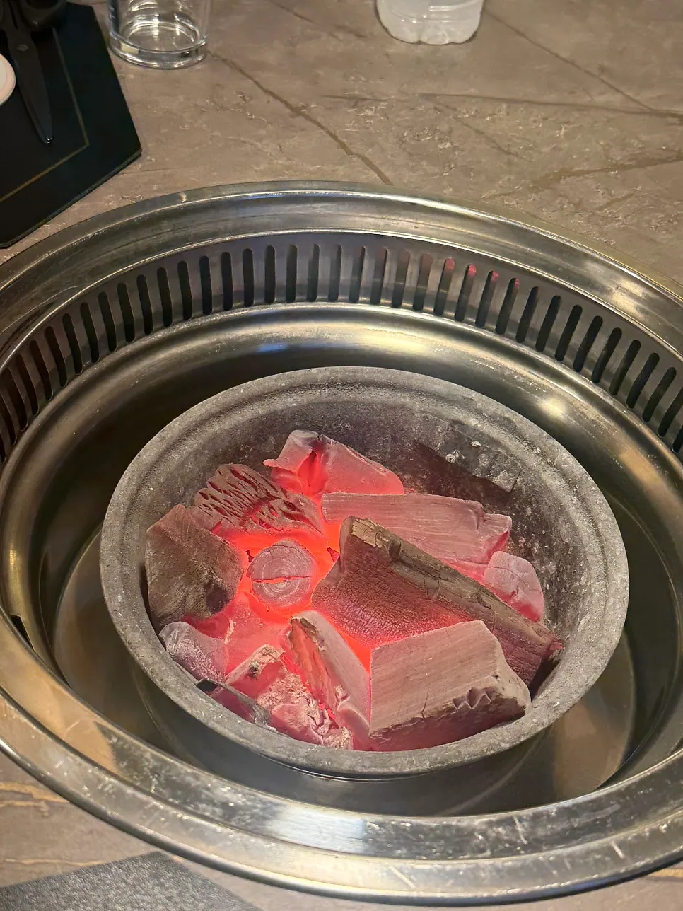 Bokbunja and Korean beef meal setting
