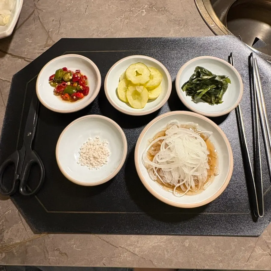 Basic Korean beef table setting