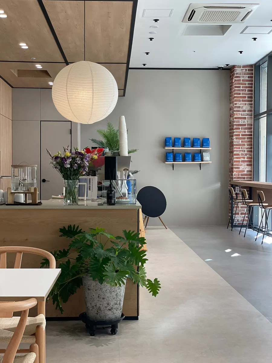 Visit information for Famous Venny Yangsan Oslo Park Branch