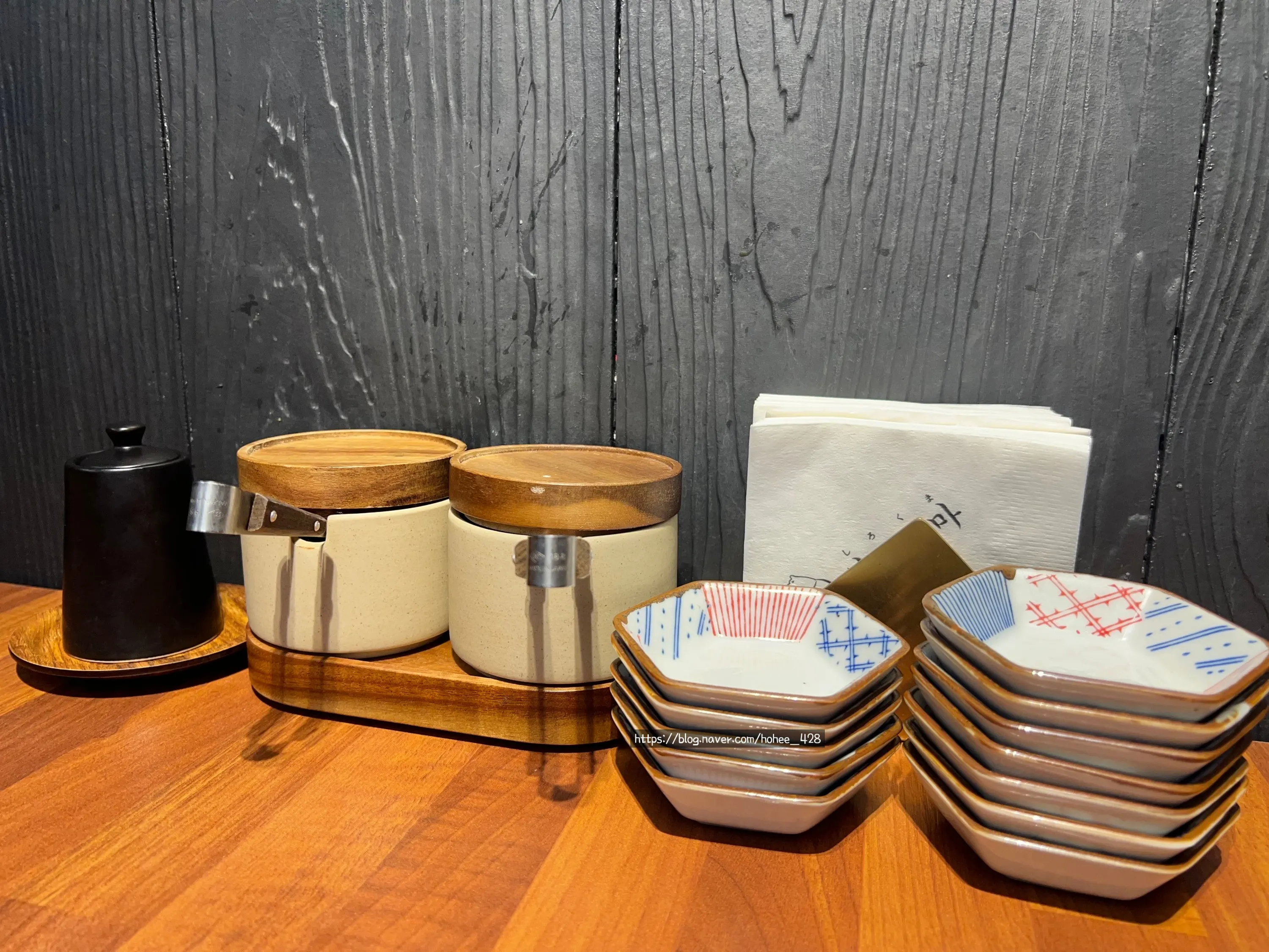 Table accompaniments before a sushi meal