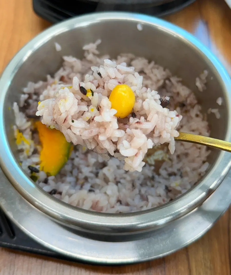Pot rice served with side dishes