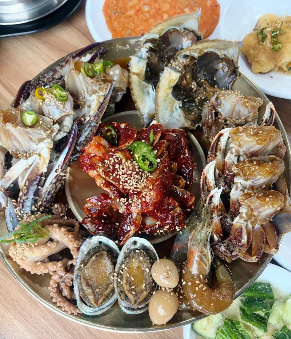 Vertical photo of the assorted jang set, suited for a family meal