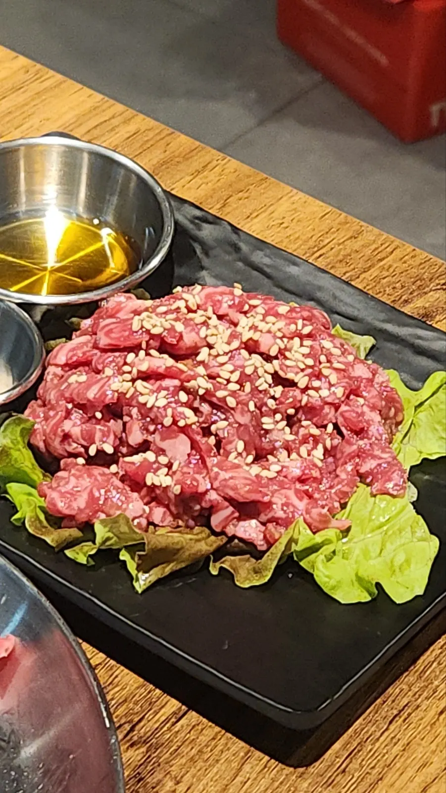 Yukhoe served as a first-order beef perk