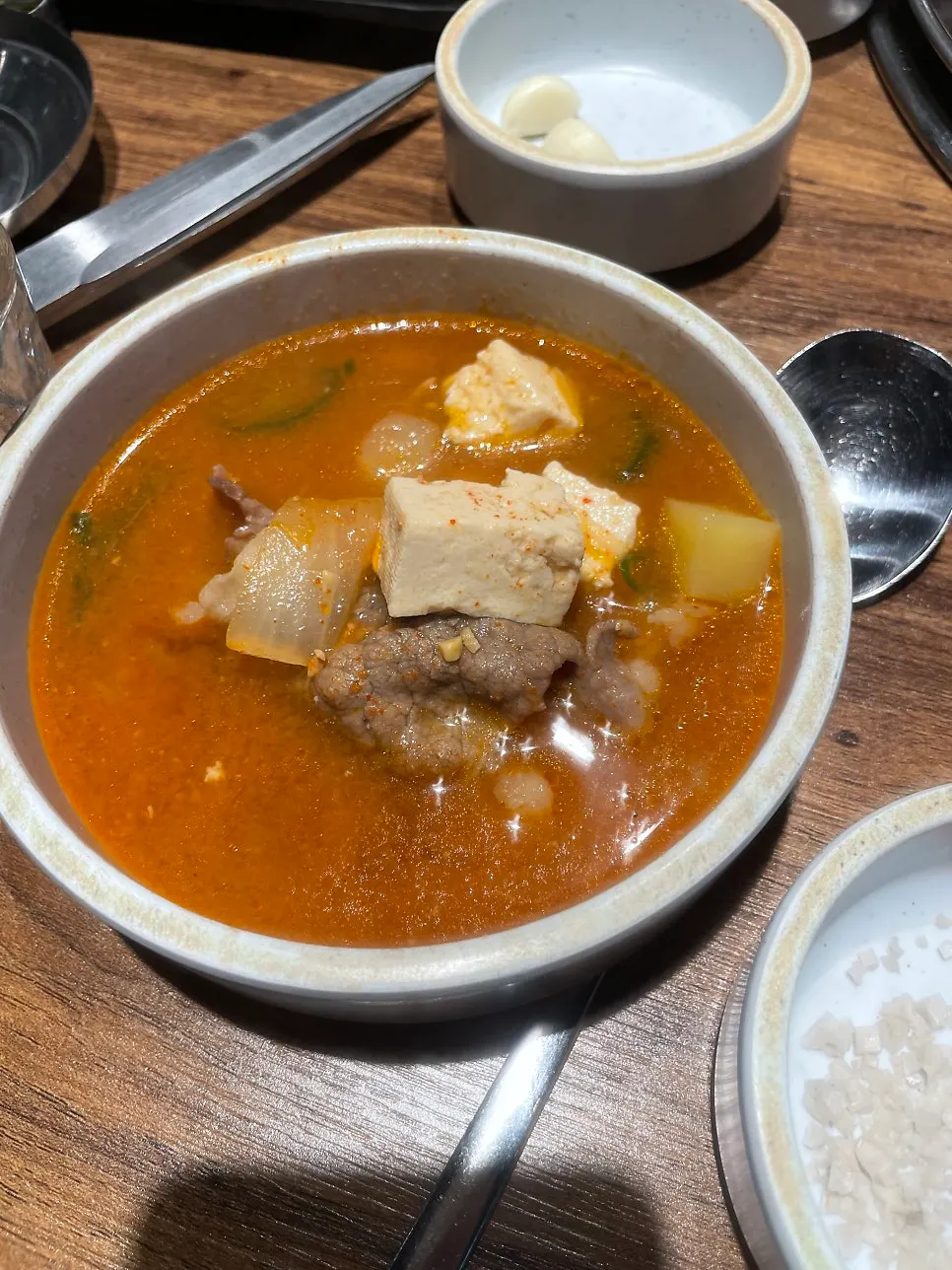 세트에 포함된 된장찌개