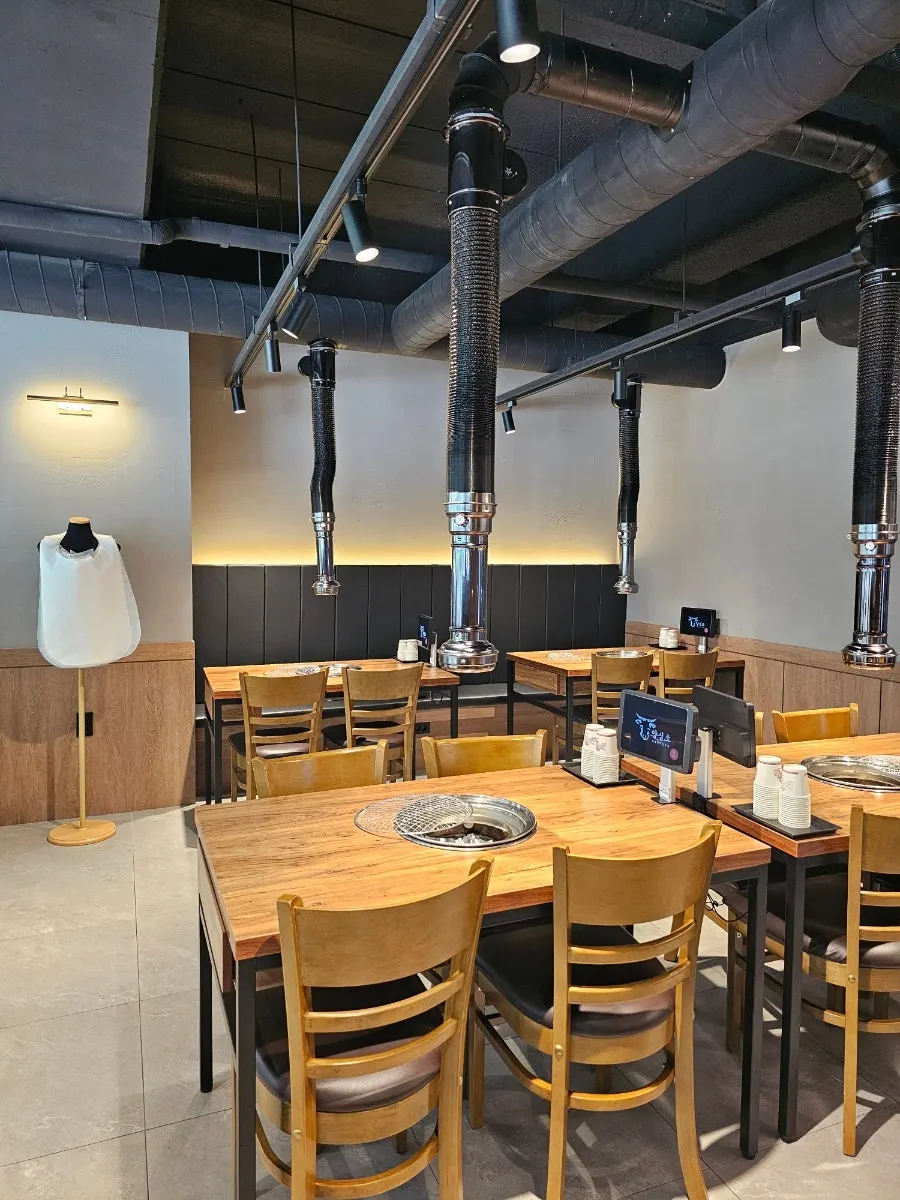 Area around the entrance of Yangsimso Ansan Gojan Branch
