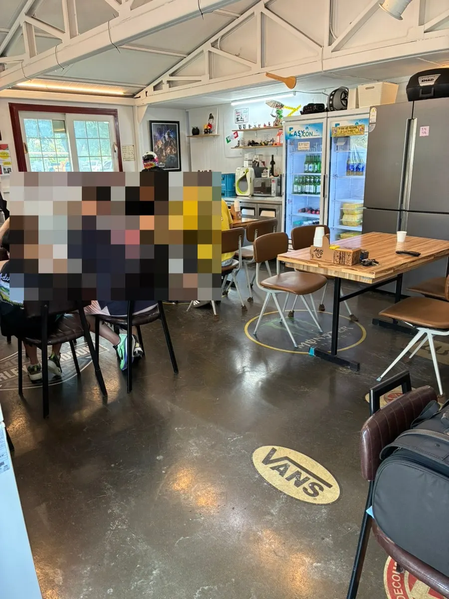 邻家欧巴鸡汤面停车场指引照片