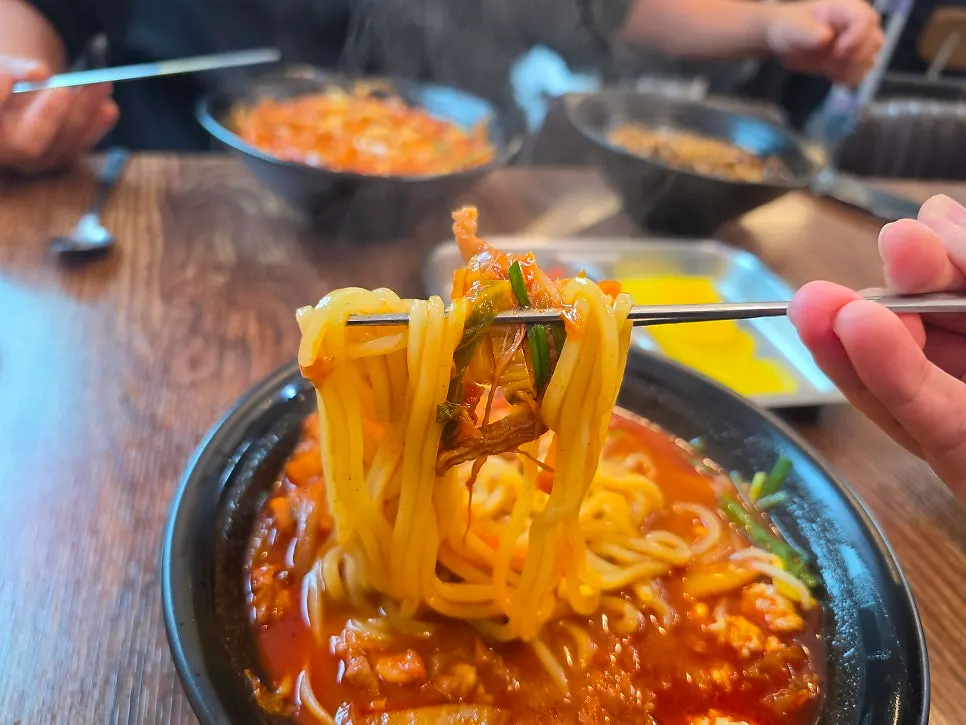 Jajangmyeon pedido como acompañamiento