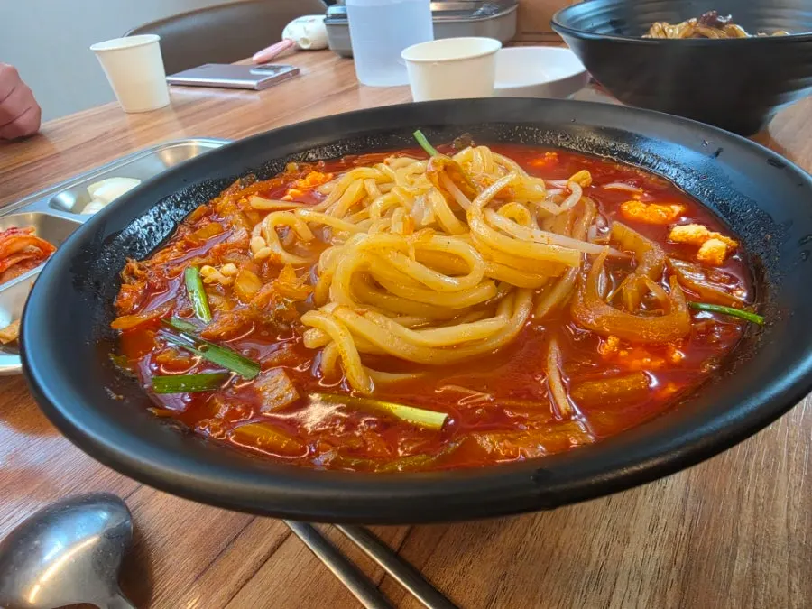 아기 동반 식사 준비 관련 사진