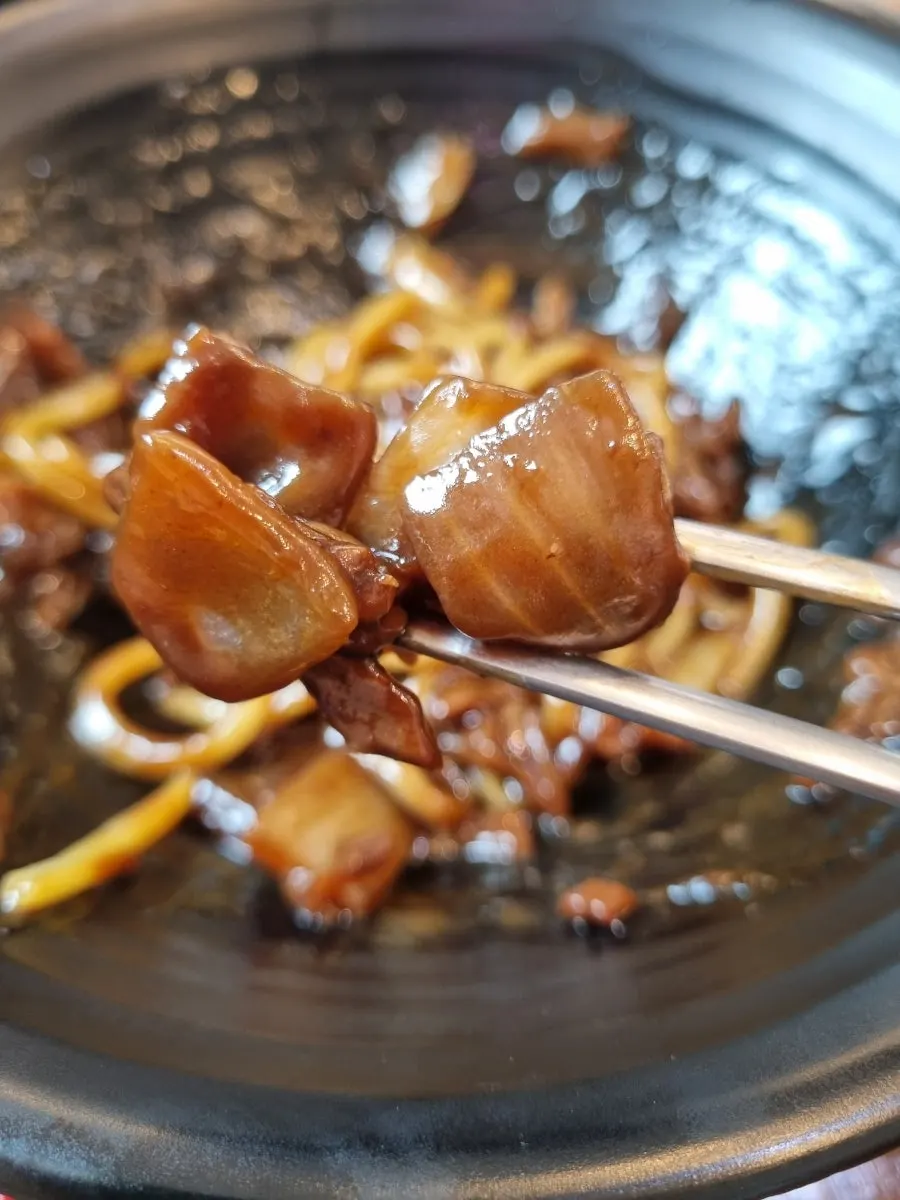 Jajang loaded with meat and onion