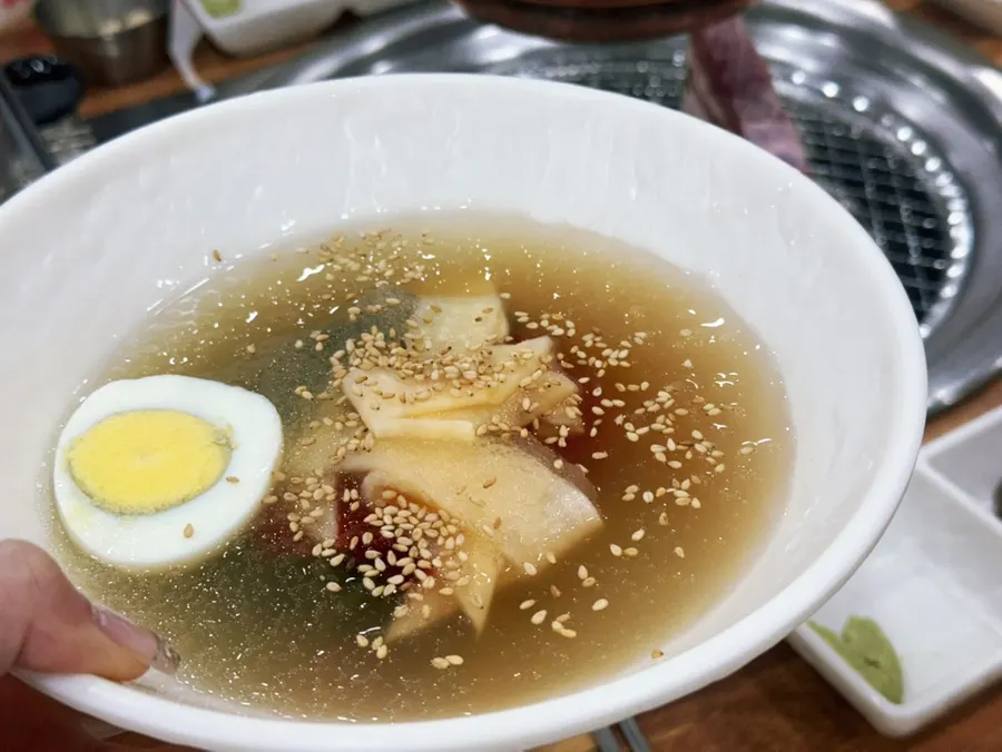 Chewy pork jowl and cold noodles