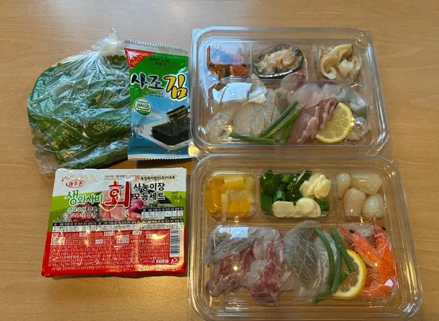 The assorted sashimi for two, packed to take home