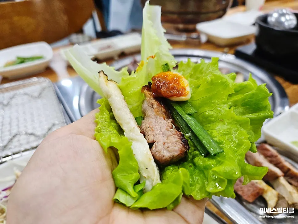 Yeoyejeong's side dishes and white kimchi