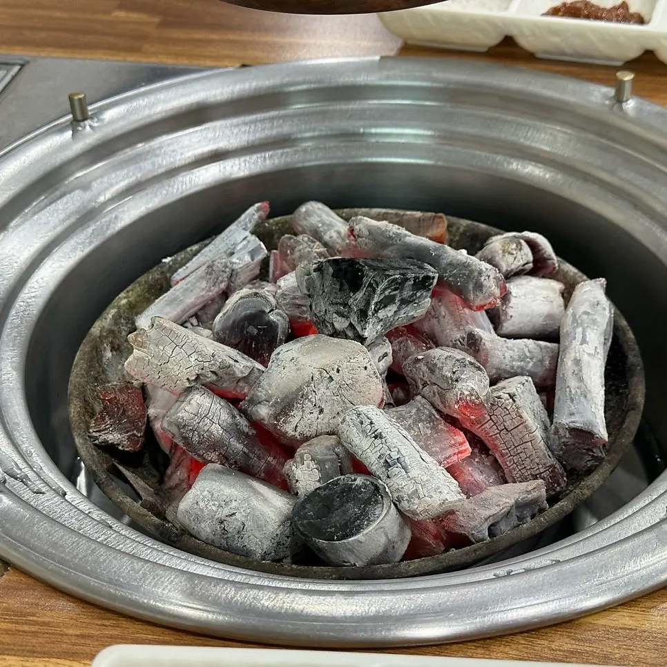 Table with salt, ssamjang, and wasabi