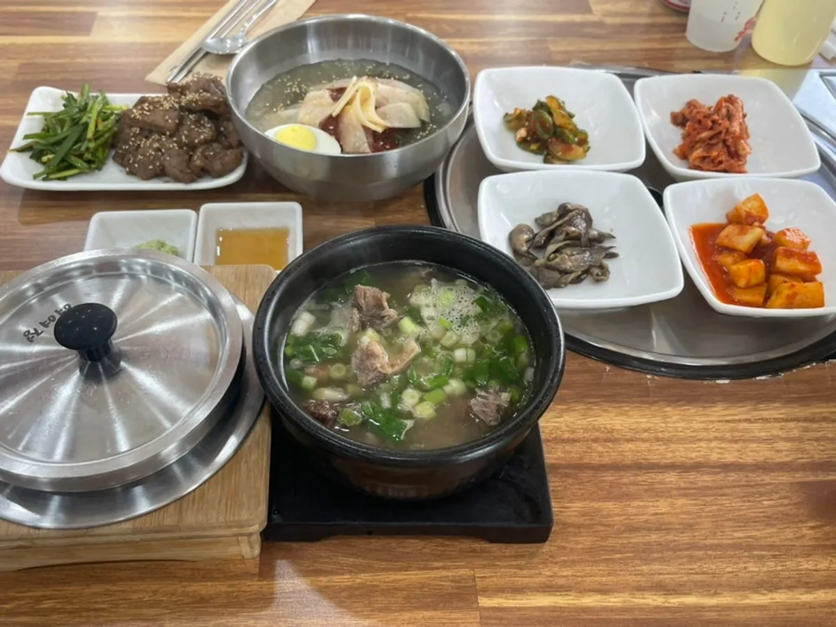 여여정 점심 식사 대표 상차림