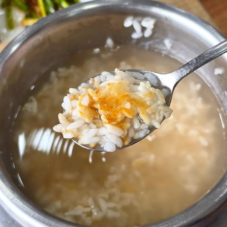 Warm sungnyung served to finish the meal