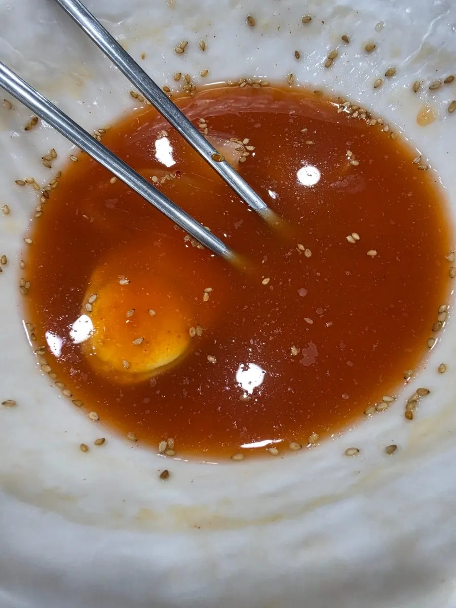 A bowl of Yeoyejeong's yeojeong naengmyeon