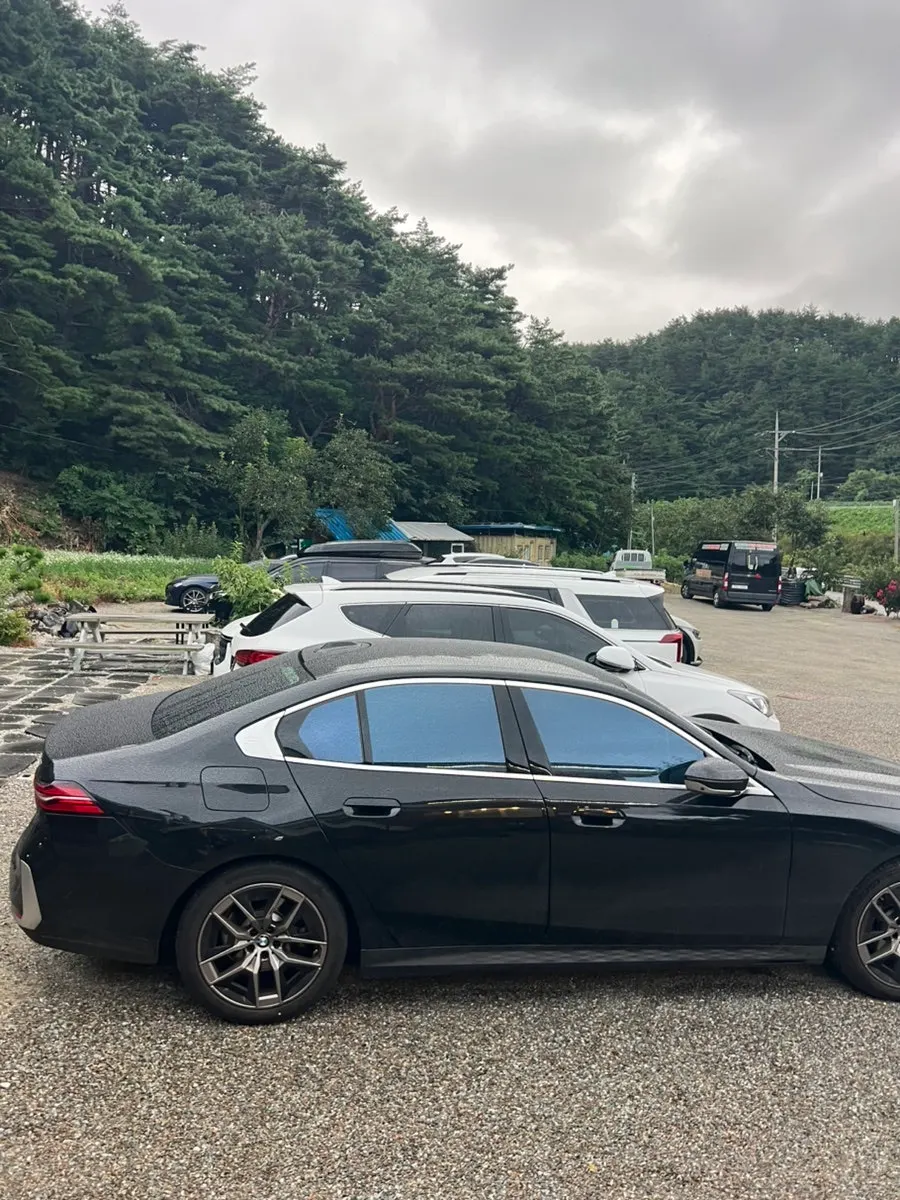 Mountain scenery around Yeoyejeong