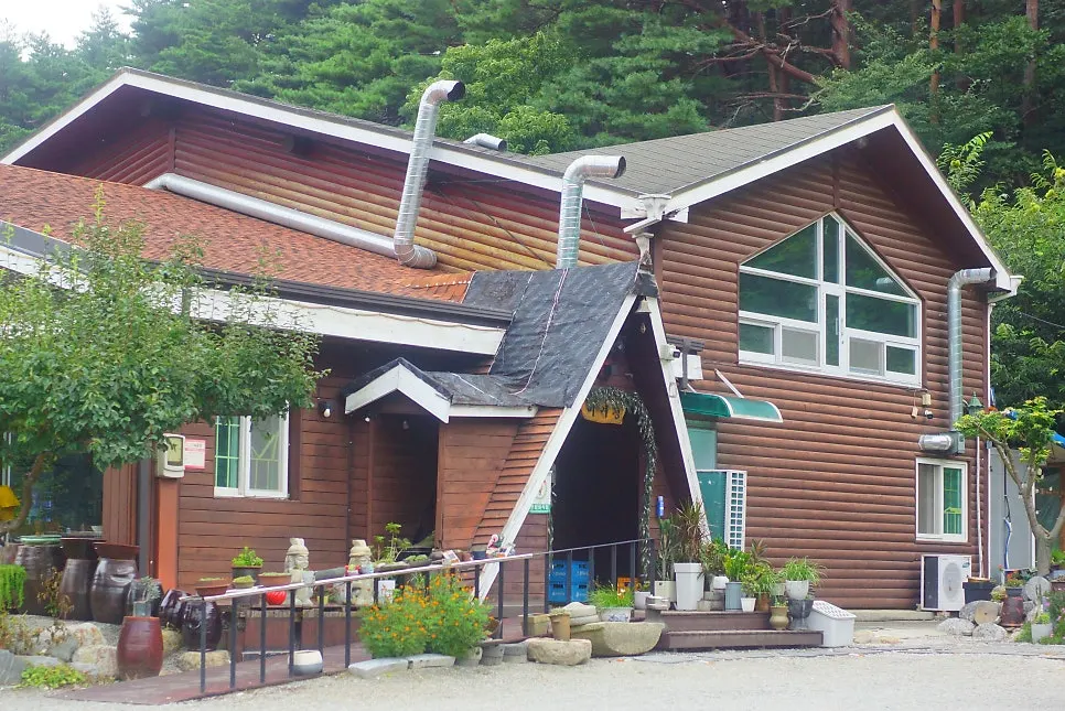 Exterior of Yeoyejeong in Yangyang
