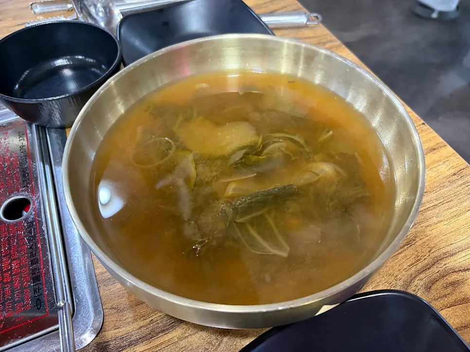 함께 나온 배추된장국