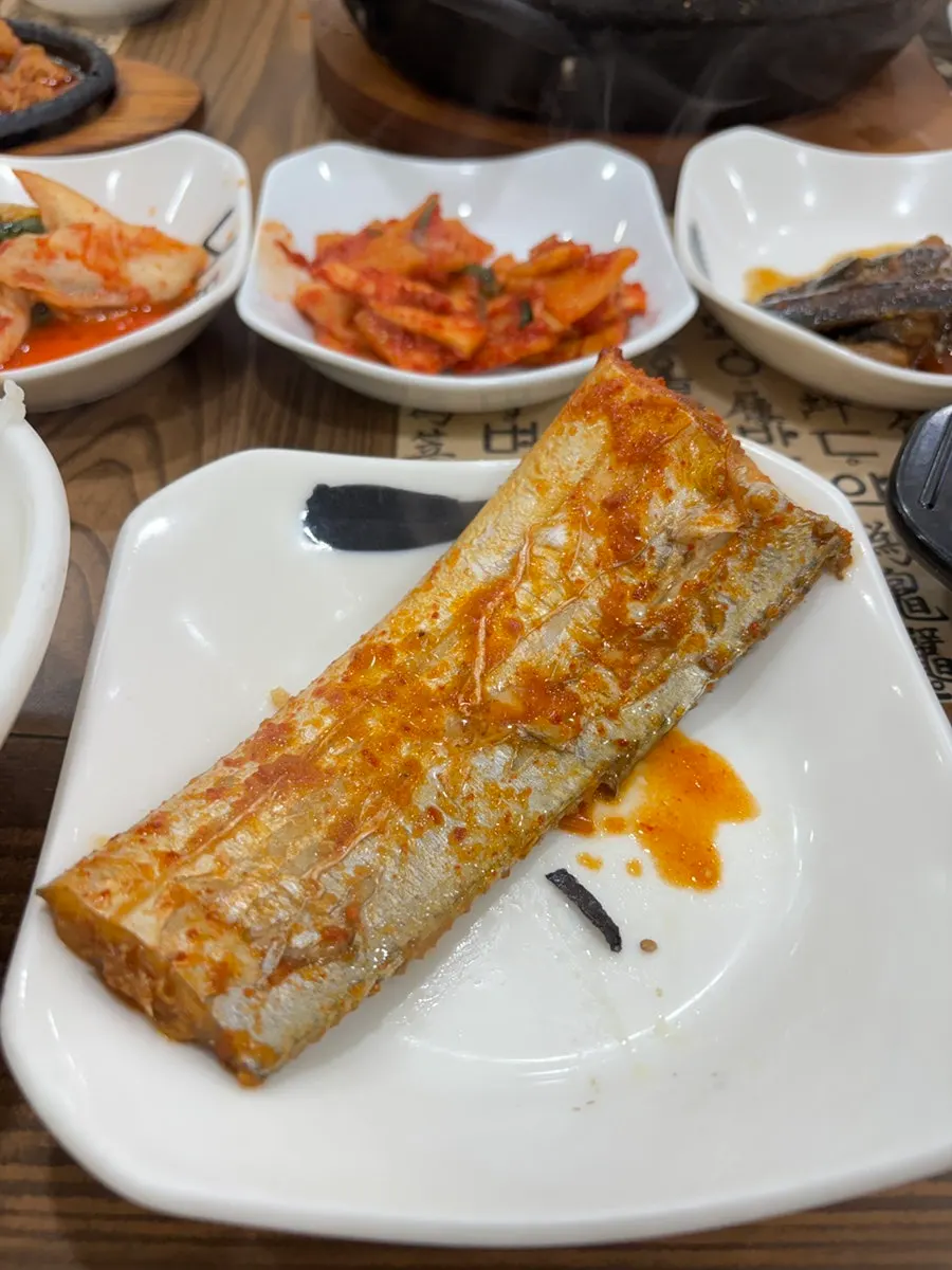 Stone-pot rice made with Yeoju rice