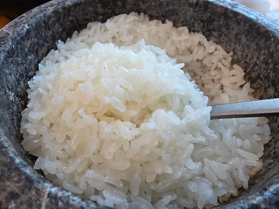 된장찌개까지 나온 식사 한상
