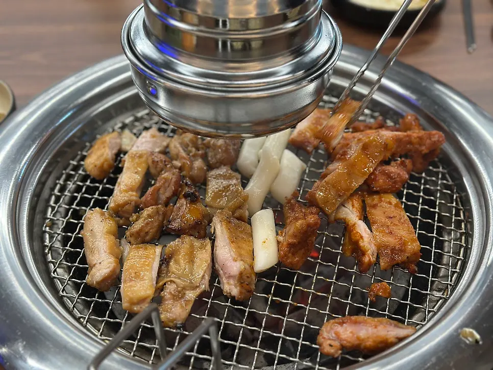 부드럽게 익은 닭갈비