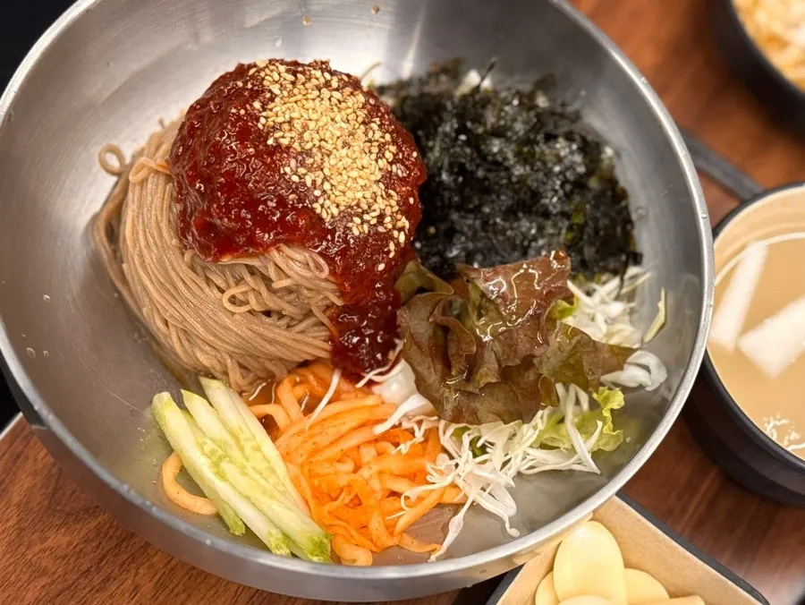 여주 설악막국수 춘천닭갈비 숯불닭갈비 상차림