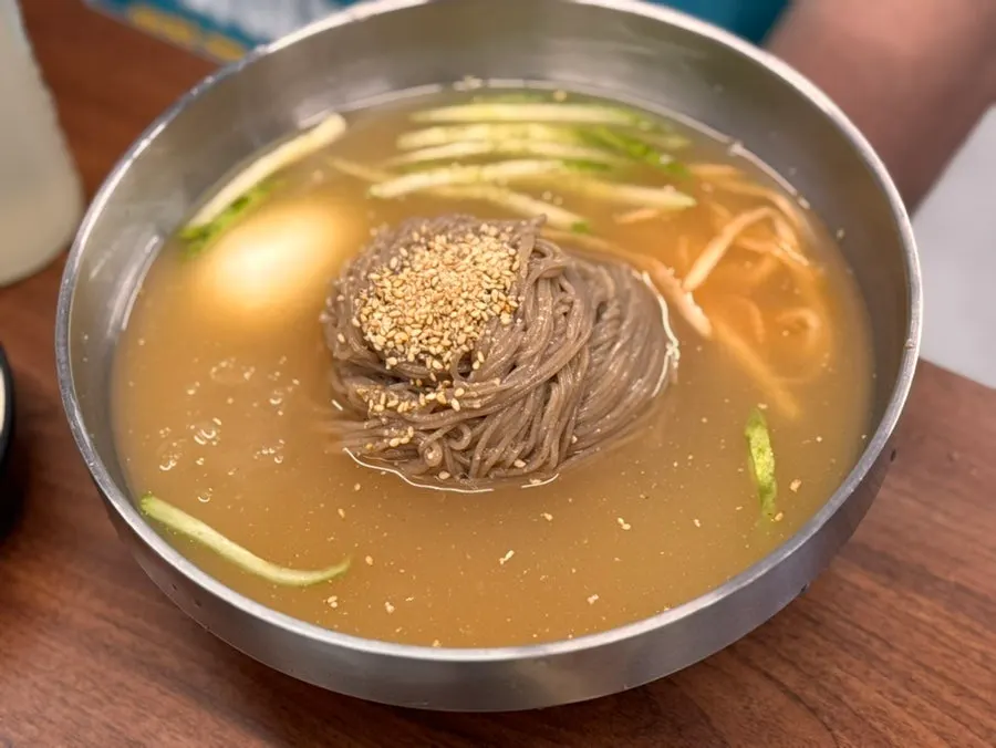 설악막국수 춘천닭갈비 여주IC점 매장 모습