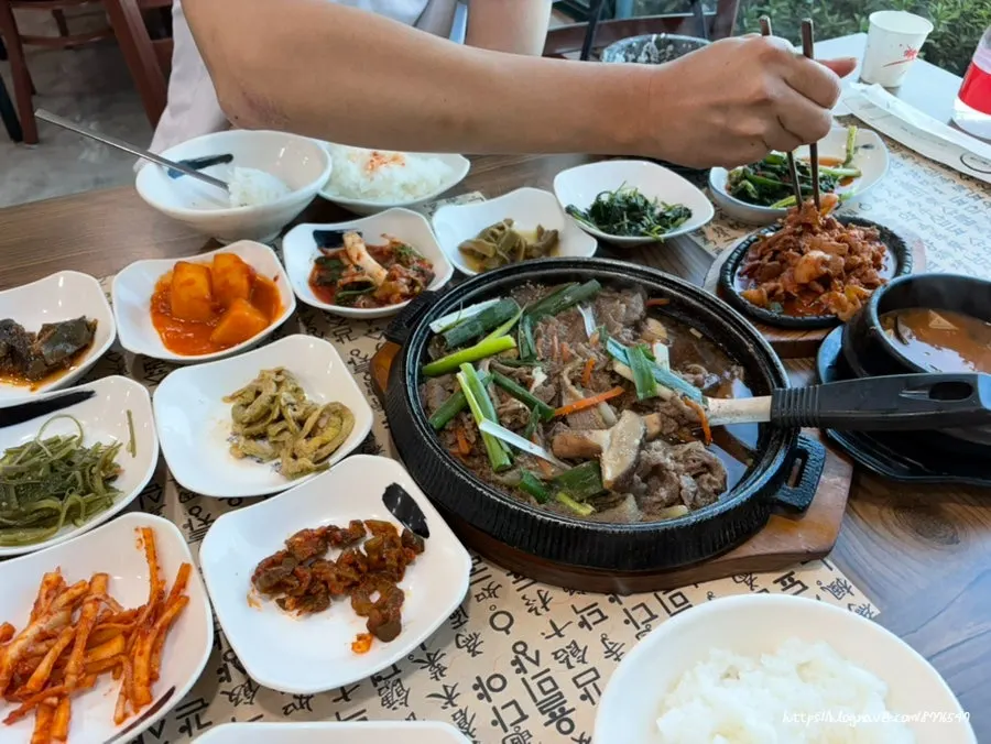 나들목 여주쌀밥 한정식 전체 상차림
