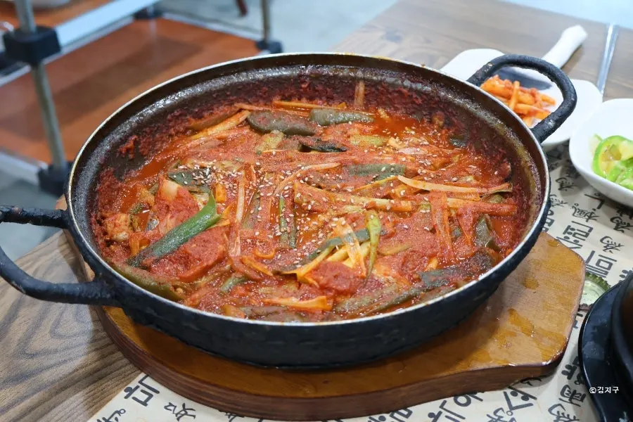 달큰한 제육볶음 반찬