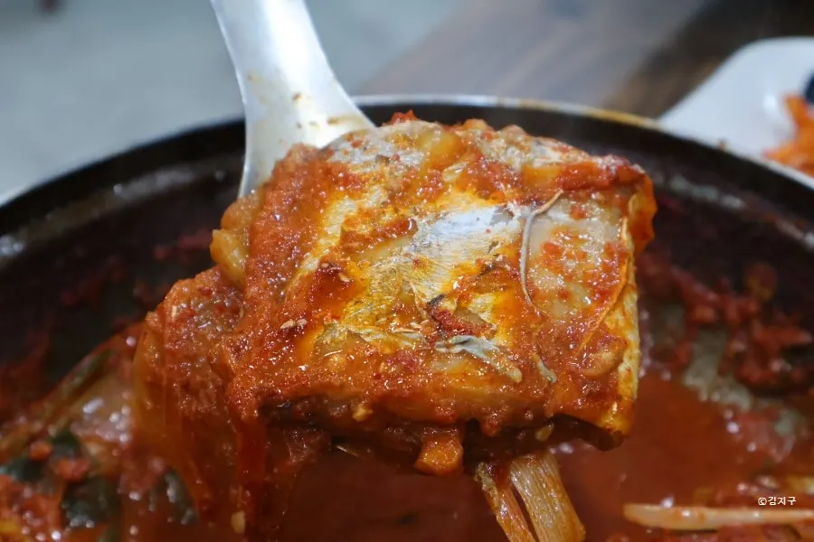 여주쌀밥과 제육볶음