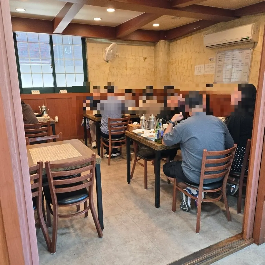 나들목 여주쌀밥 식당 내부 전경