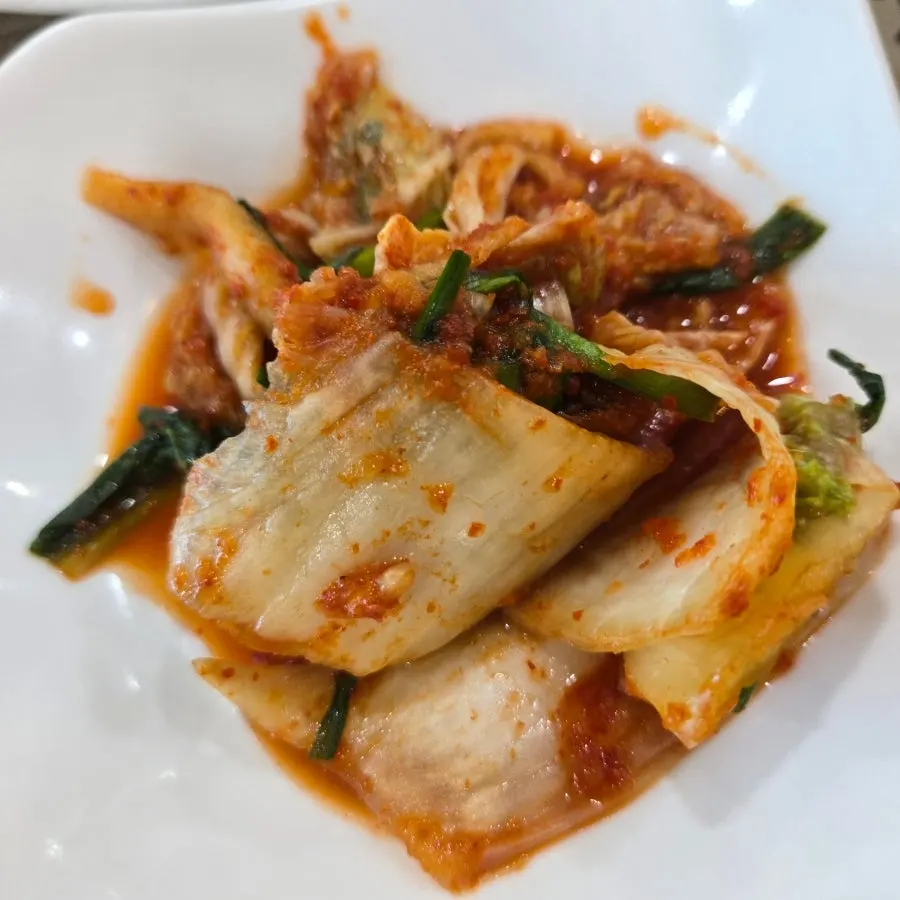 갓 지은 돌솥밥