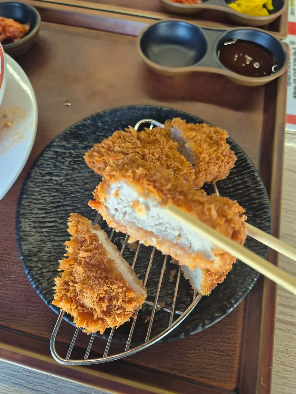Tonkatsu and noodle dishes enjoyed for lunch in Yeoju
