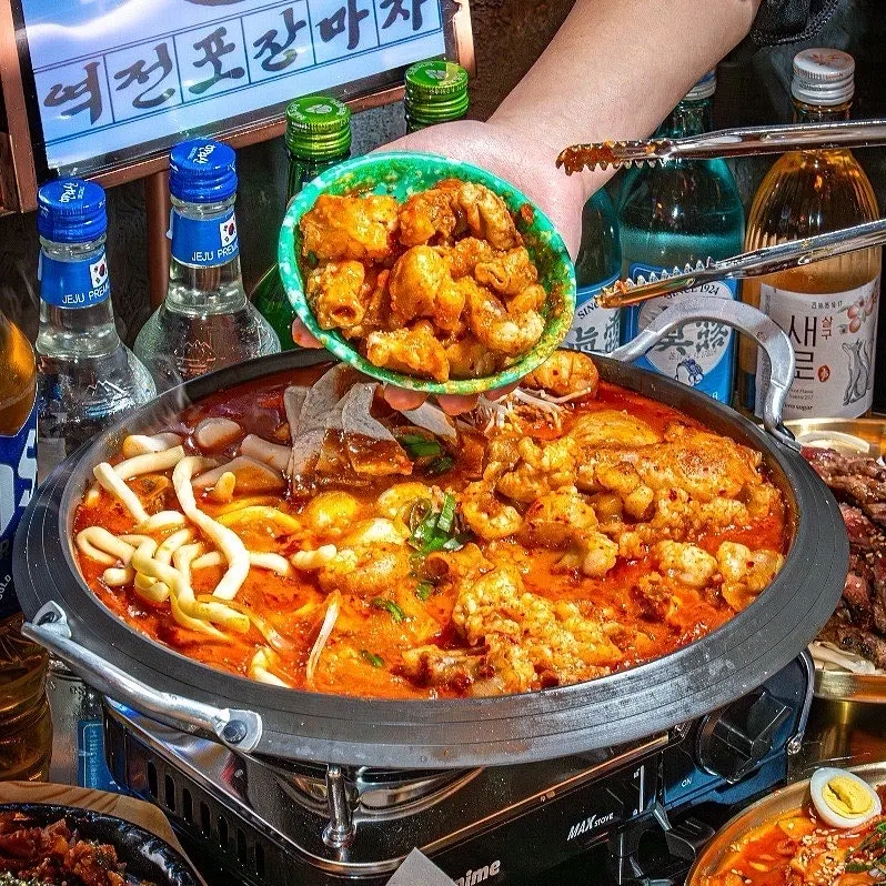 역전포장마차 신촌점 안주와 소주