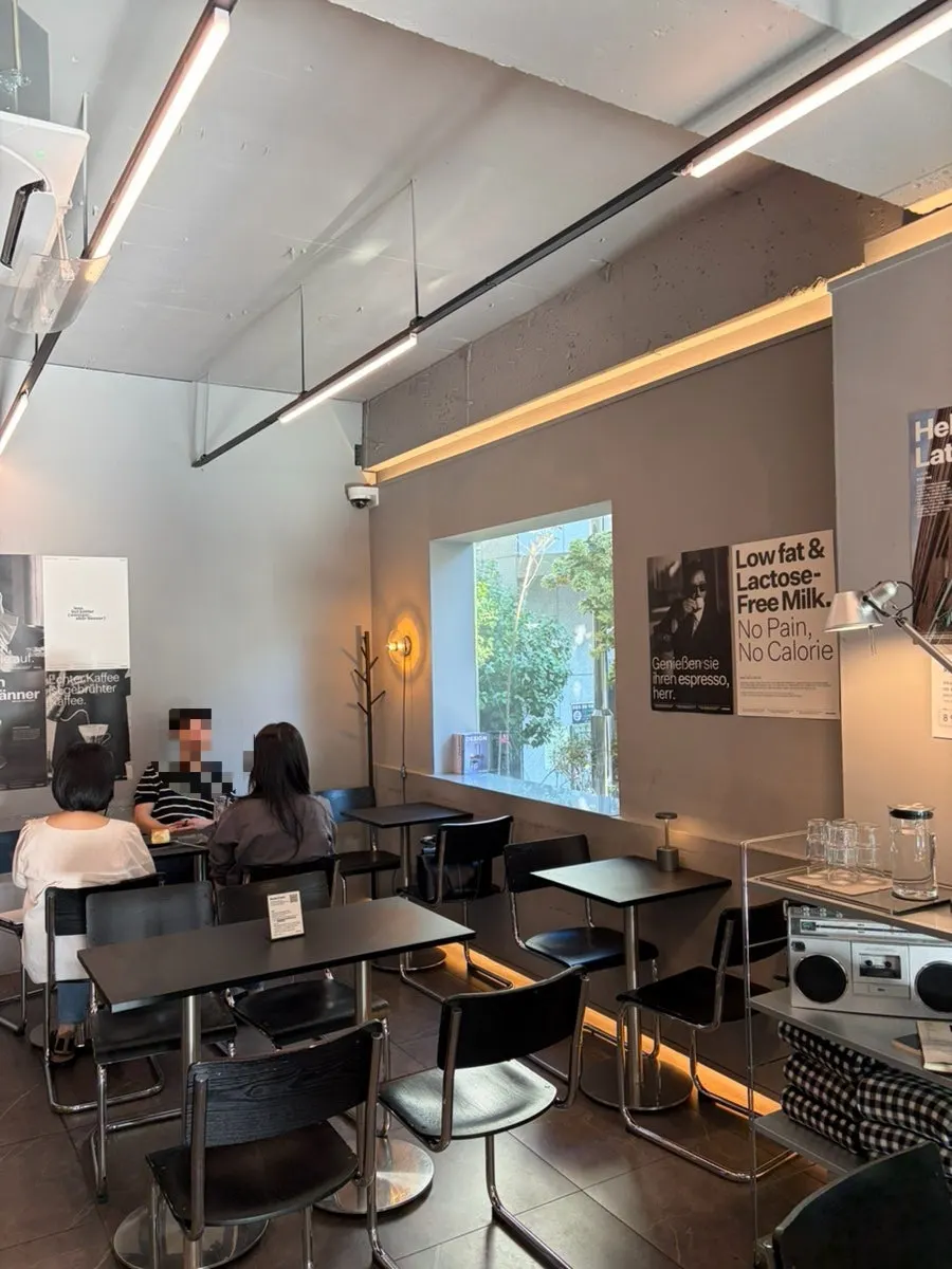 Modern interior in silver and black tones