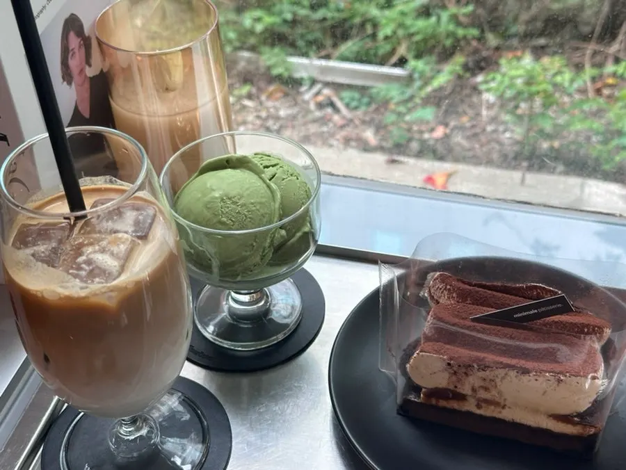Helsinki latte, tiramisu, and matcha ice cream set